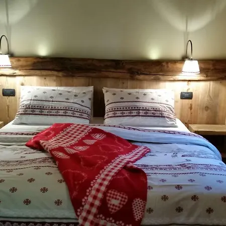 Ospitalita Rurale Familiare Land Wasser Bed & Breakfast Varallo