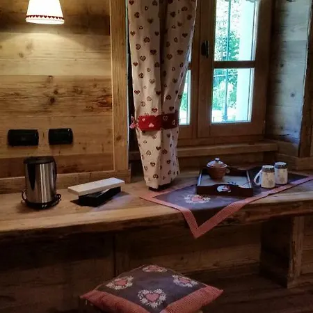 Ospitalita Rurale Familiare Land Wasser Bed & Breakfast Varallo