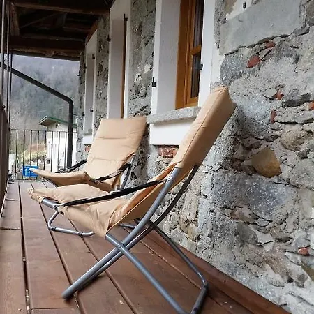Ospitalita Rurale Familiare Land Wasser Varallo