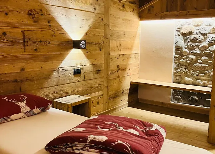 Ospitalita Rurale Familiare Land Wasser Couette-café Varallo