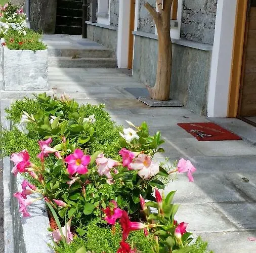 Ospitalita Rurale Familiare Land Wasser Varallo